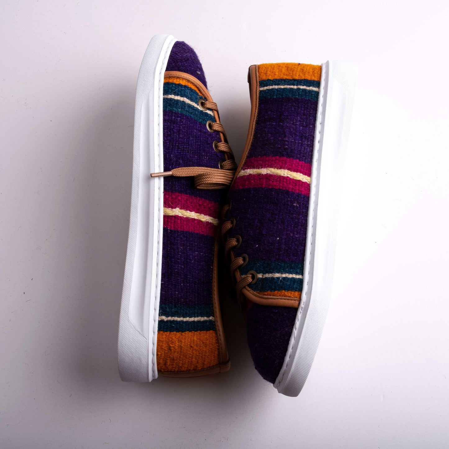 Ethnic Man Slip-On Shoes Crafted From Handmade Kilim and Real Leather Size 10 Base Width: 10 cm - Base Length: 30,5 cm