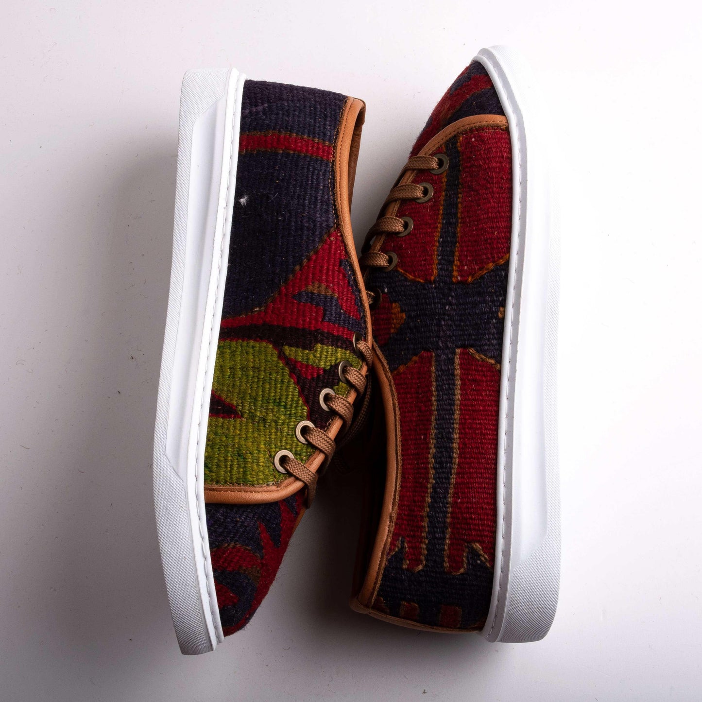 Ethnic Man Slip-On Shoes Crafted From Handmade Kilim and Real Leather Size 10 Base Width: 10 cm - Base Length: 30,5 cm