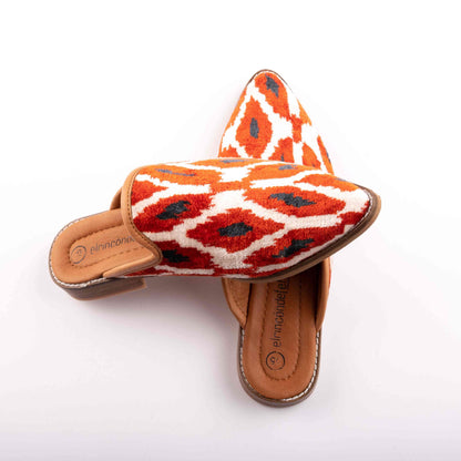 Ethnic Woman Pointed Toe Slipper Crafted From Handmade Velvet and Real Leather Size 4  Base Width: 7cm - Base Length: 24.5 cm - Heel:1.5 cm