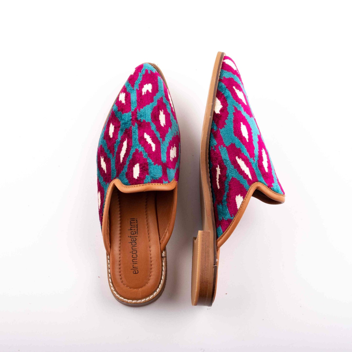 Ethnic Woman Pointed Toe Slipper Crafted From Handmade Velvet and Real Leather Size 6.5  Base Width: 8 cm - Base Length: 26.5 cm - Heel:1.5 cm