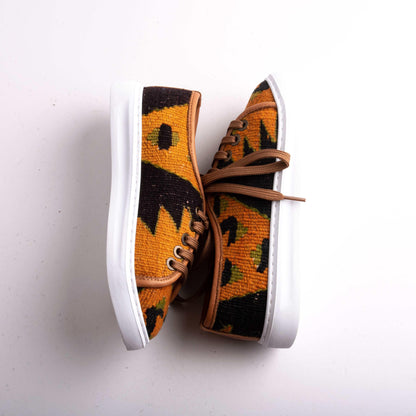 Ethnic Woman Slip-On Shoes Crafted From Handmade Kilim and Real Leather Size 5.5 Base Width: 8.5 cm - Base Length: 24.5 cm