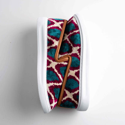 Ethnic Woman Slip-On Shoes Crafted From Handmade Kilim and Real Leather Size 7.5 Base Width: 8,5 cm - Base Length: 26 cm