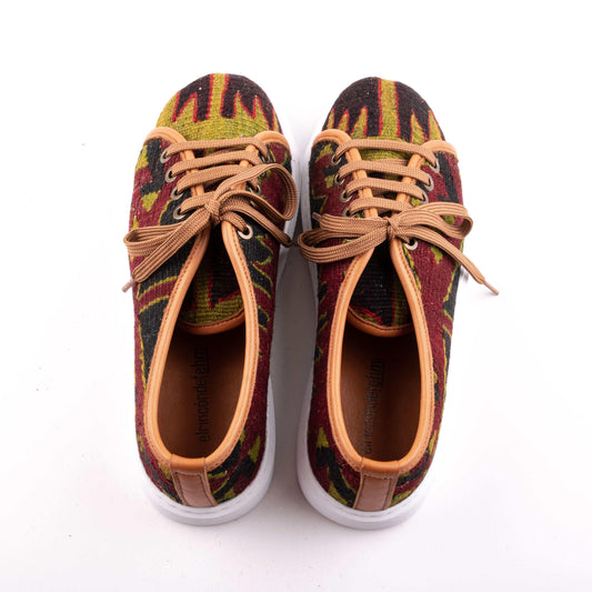 Ethnic Woman Slip-On Shoes Crafted From Handmade Kilim and Real Leather Size 9.5 - Base Width: 8.5 cm - Base Length: 25.5 cm