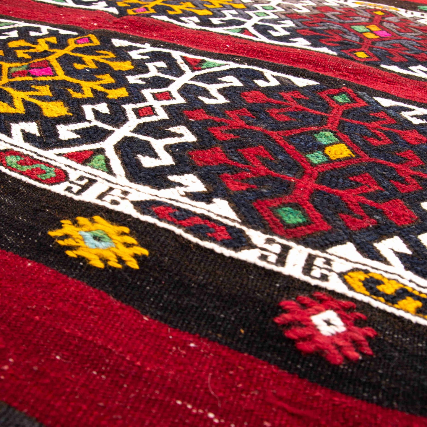 Oriental Kilim Cicim Handmade Wool On Wool 125 X 142 Cm - 4' 2'' X 4' 8'' Multicolor C016 ER01