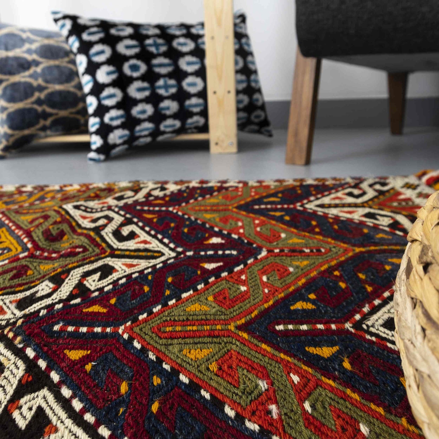 Oriental Kilim Cicim Handmade Wool On Wool 60 x 90 Cm - 2' x 3' Multicolor C016 ER01