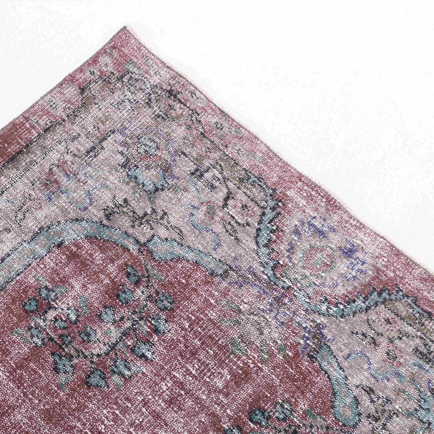 Oriental Rug Vintage Hand Knotted Wool On Cotton 133 x 230 Cm - 4' 5'' x 7' 7'' Pink C004 ER12