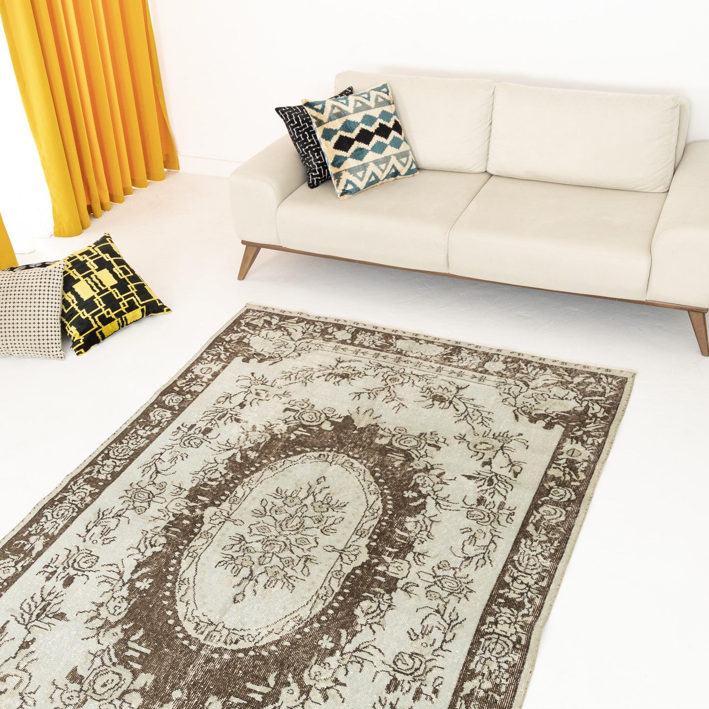 Alfombra oriental vintage anudada a mano de lana sobre algodón 163 x 268 cm - 5' 5'' x 8' 10'' Marrón C005 ER12