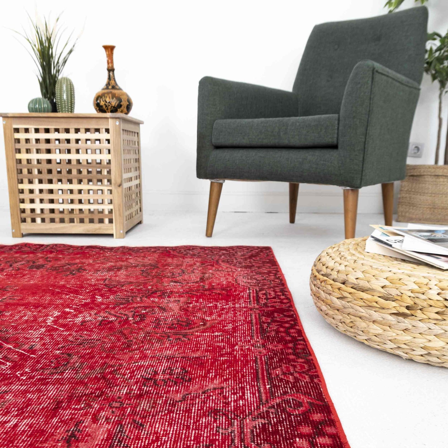 Oriental Rug Vintage Hand Knotted Wool On Cotton 163 x 269 Cm - 5' 5'' x 8' 10'' Red C014 ER12