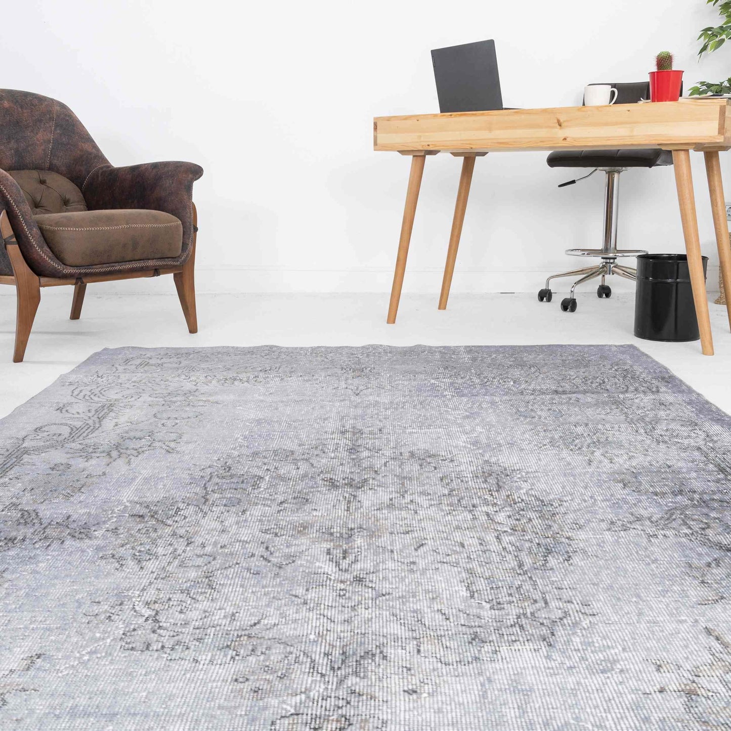 Oriental Rug Vintage Hand Knotted Wool On Cotton 174 x 296 Cm - 5' 9'' x 9' 9'' Grey C008 ER12