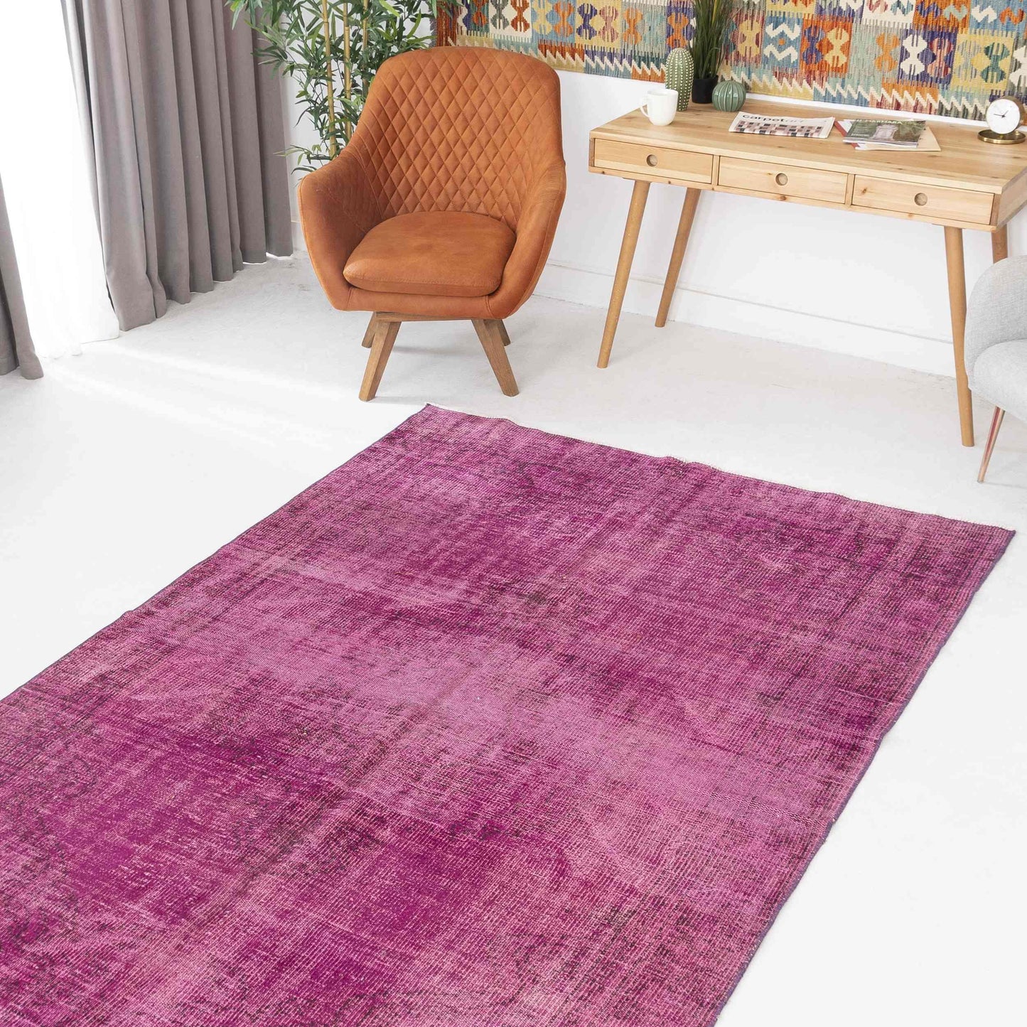 Oriental Rug Vintage Hand Knotted Wool On Cotton 176 x 260 Cm - 5' 10'' x 8' 7'' Pink C004 ER12
