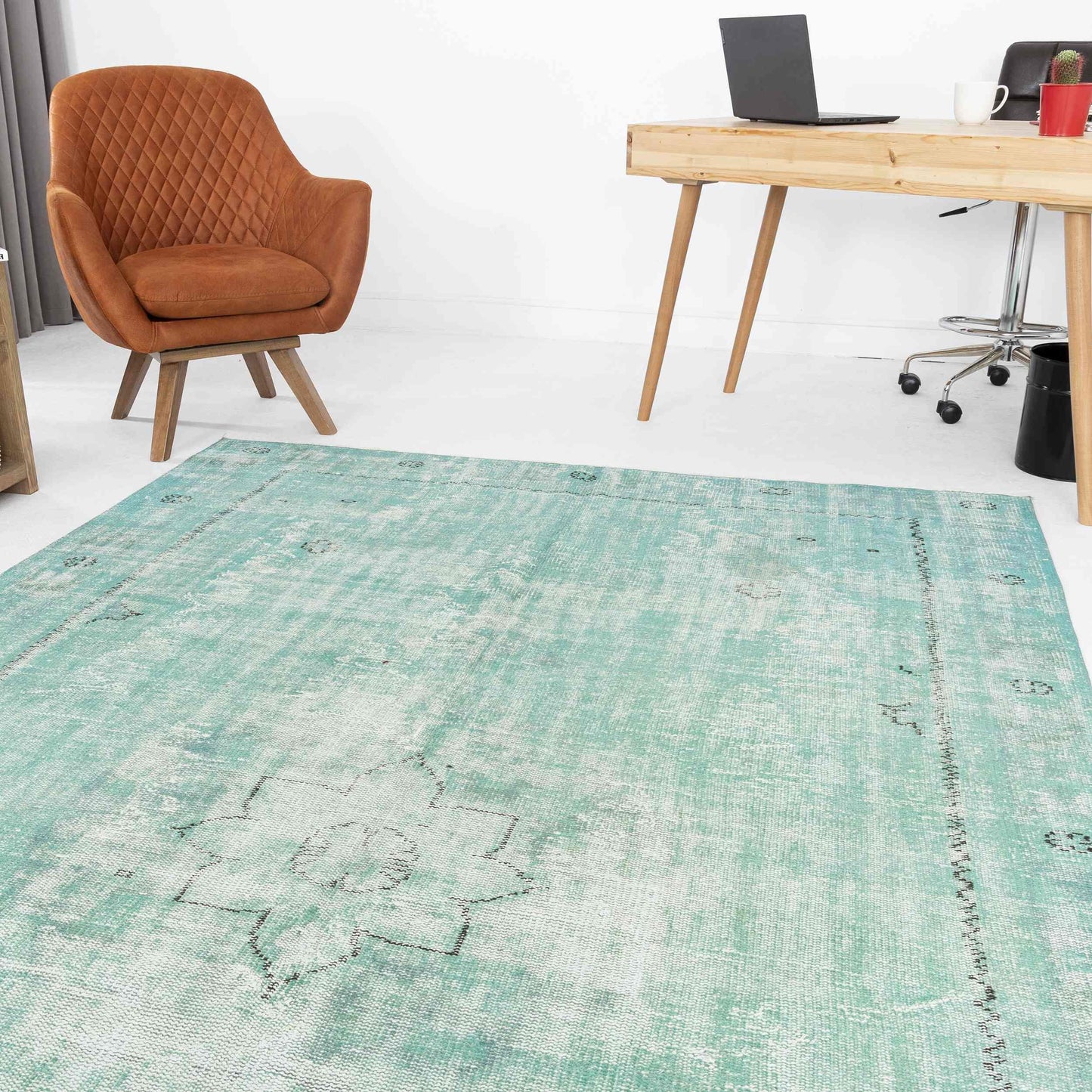 Oriental Rug Vintage Hand Knotted Wool On Cotton 193 x 305 Cm - 6' 4'' x 10' 1'' Green C015 ER23