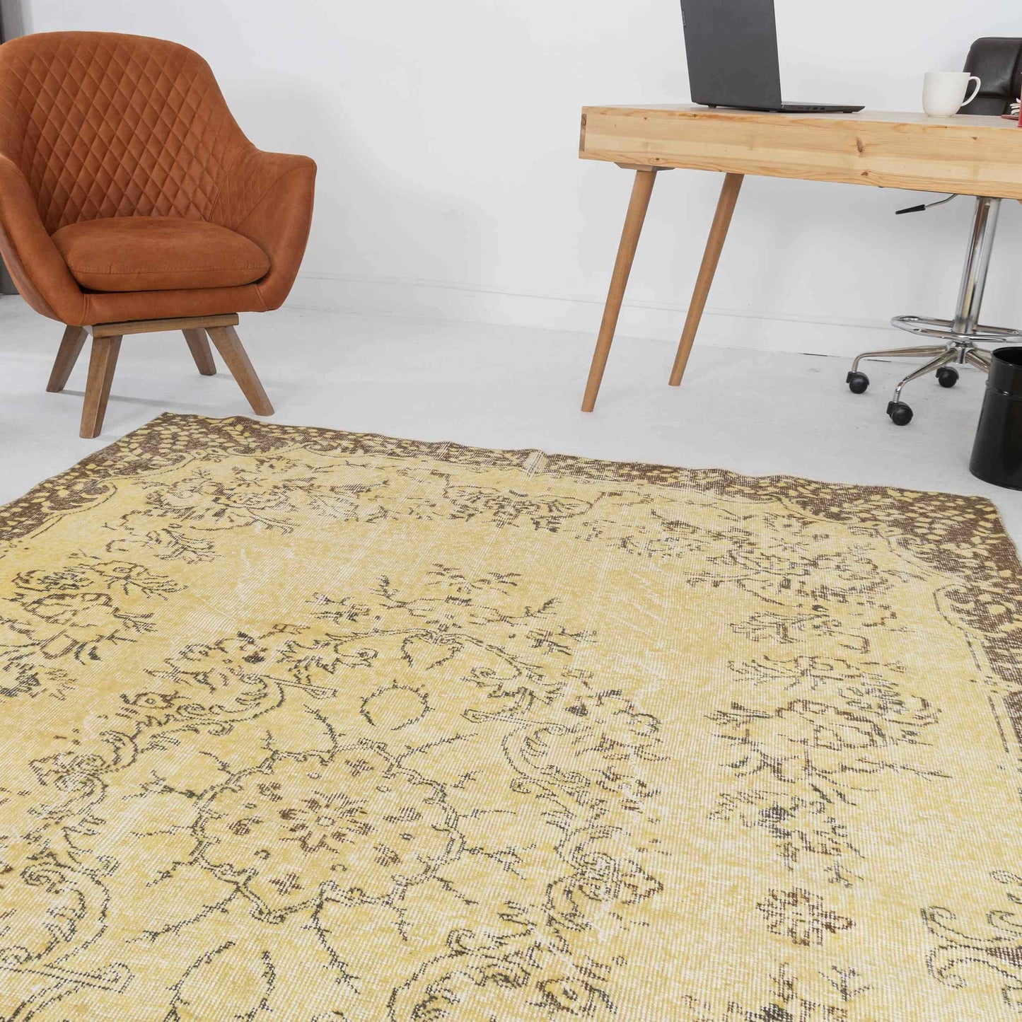 Oriental Rug Vintage Hand Knotted Wool On Cotton 197 x 302 Cm - 6' 6'' x 9' 11'' Yellow C006 ER23