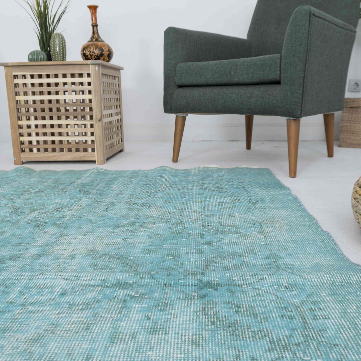 Oriental Rug Vintage Hand Knotted Wool On Cotton 208 x 311 Cm - 6' 10'' x 10' 3'' Green C015 ER23