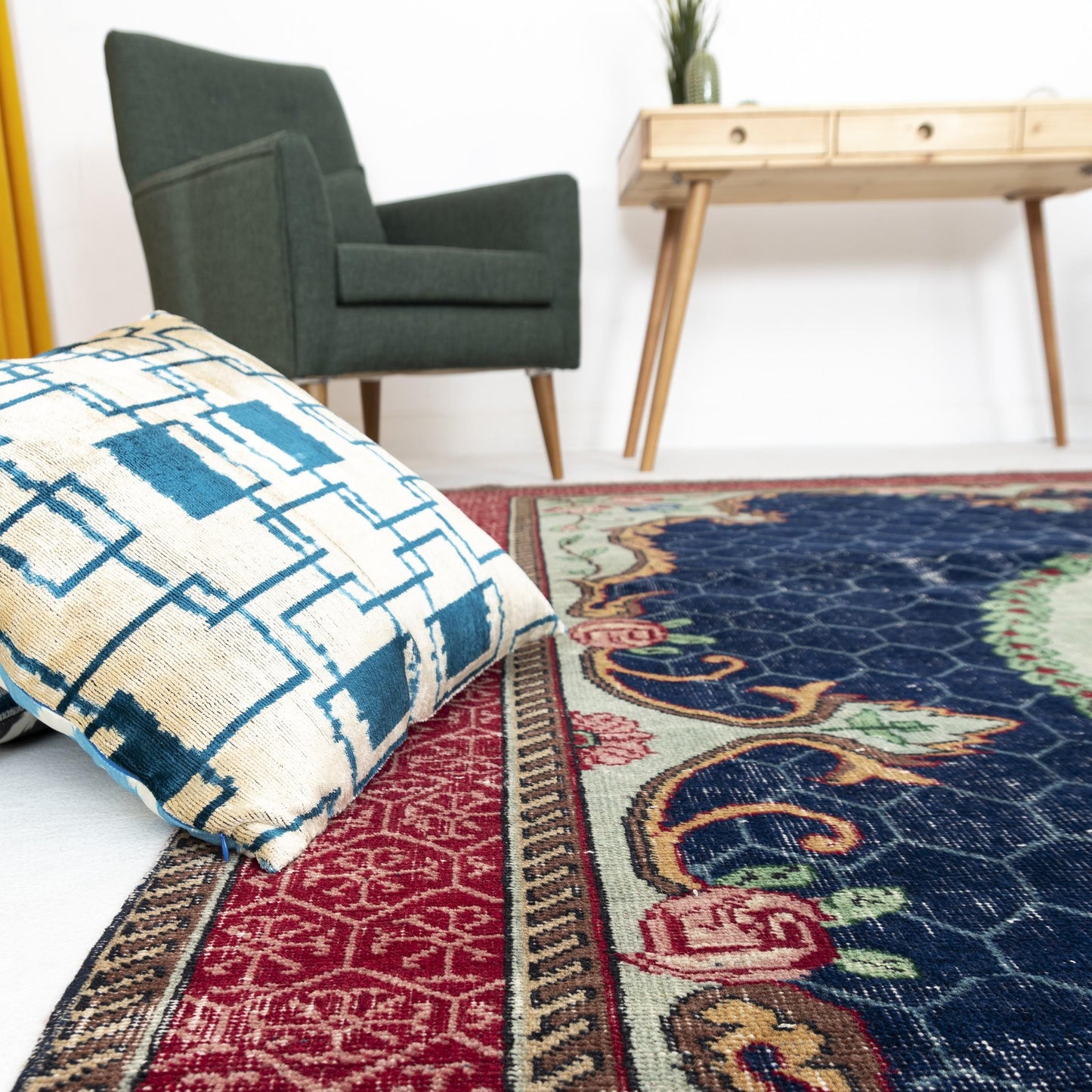 Oriental Rug Vintage Hand Knotted Wool On Cotton 221 x 330 Cm - 7' 4'' x 10' 10'' Navy Blue C012 ER23