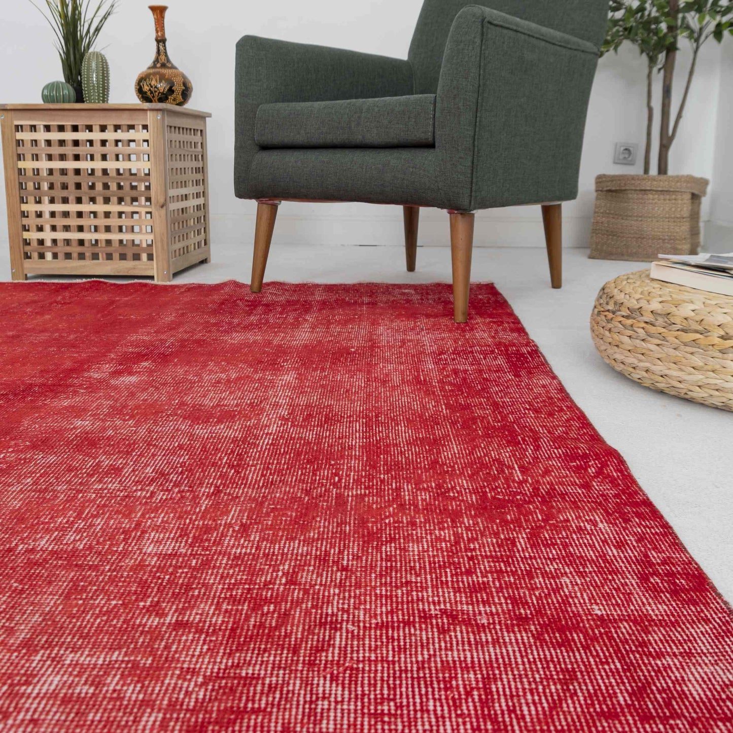 Oriental Rug Vintage Hand Knotted Wool On Cotton 228 x 307 Cm - 7' 6'' x 10' 1'' Red C014 ER23