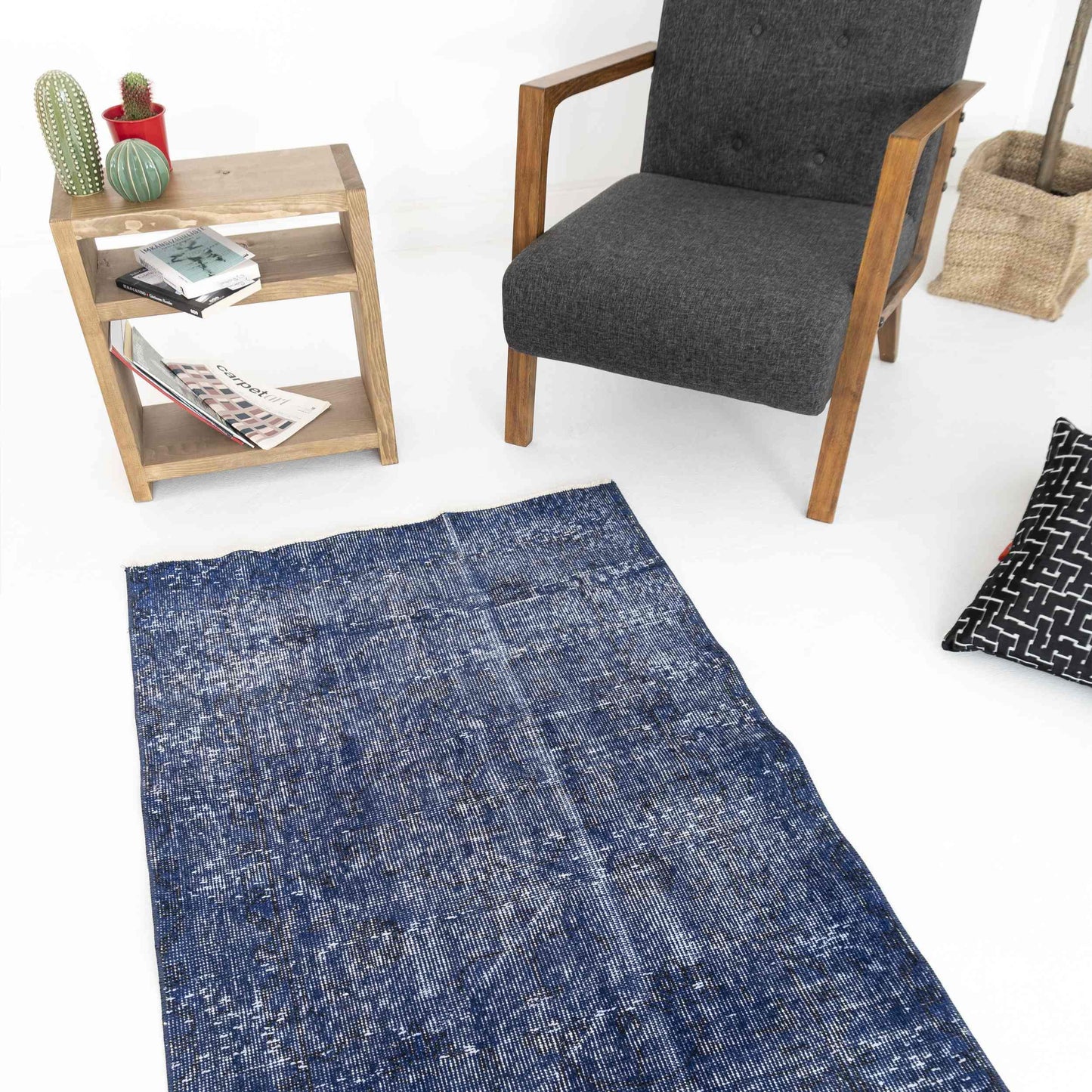 Oriental Rug Vintage Hand Knotted Wool On Cotton 95 x 340 Cm - 3' 2'' x 11' 2'' Navy Blue C012 ER12