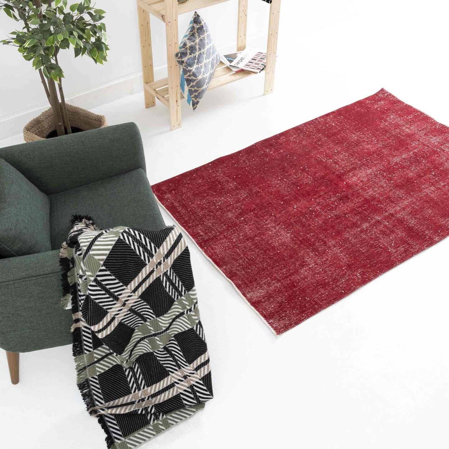 Oriental Rug Vintage Handmade Wool On Cotton 110 x 175 Cm - 3' 8'' x 5' 9'' Red C014 ER01