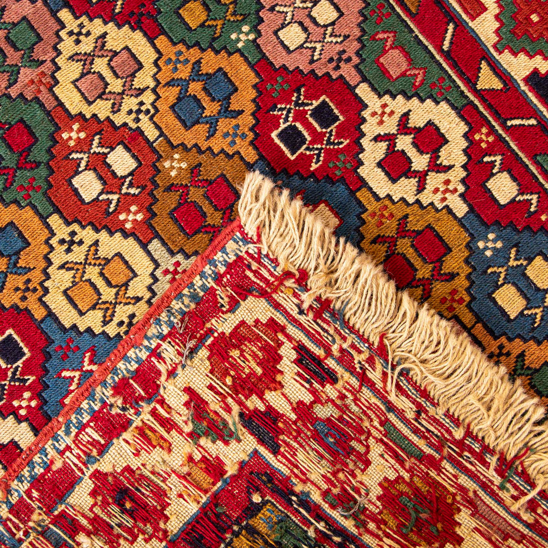 🌟 Discover the Timeless Elegance of Handwoven Turkish Rugs 🌟
