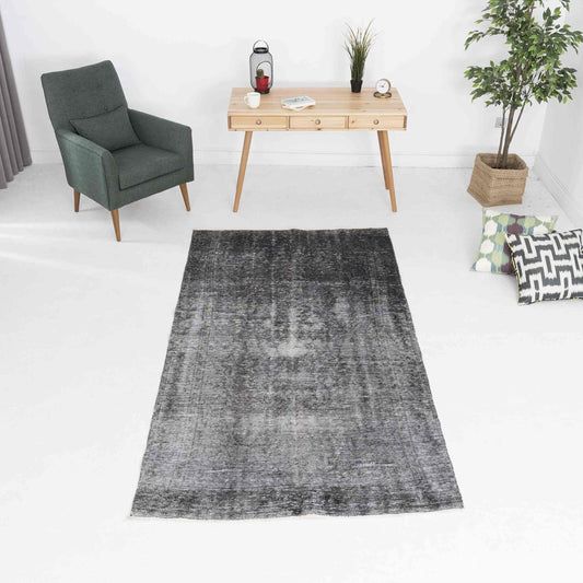 Oriental Rug Vintage Hand Knotted Wool On Cotton 136 x 251 Cm - 4' 6'' x 8' 3'' Black C002 ER12