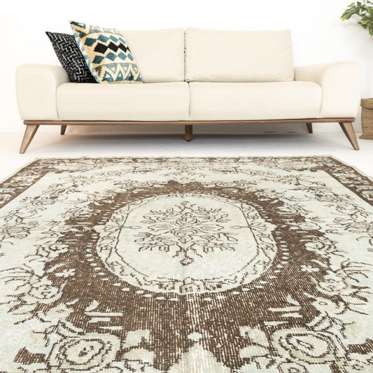 Oriental Rug Vintage Hand Knotted Wool On Cotton 163 x 268 Cm - 5' 5'' x 8' 10'' Brown C005 ER12