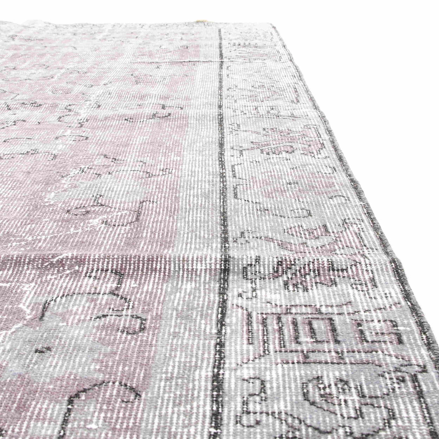 Oriental Rug Vintage Hand Knotted Wool On Cotton 170 x 263 Cm - 5' 7'' x 8' 8'' Pink C004 ER12