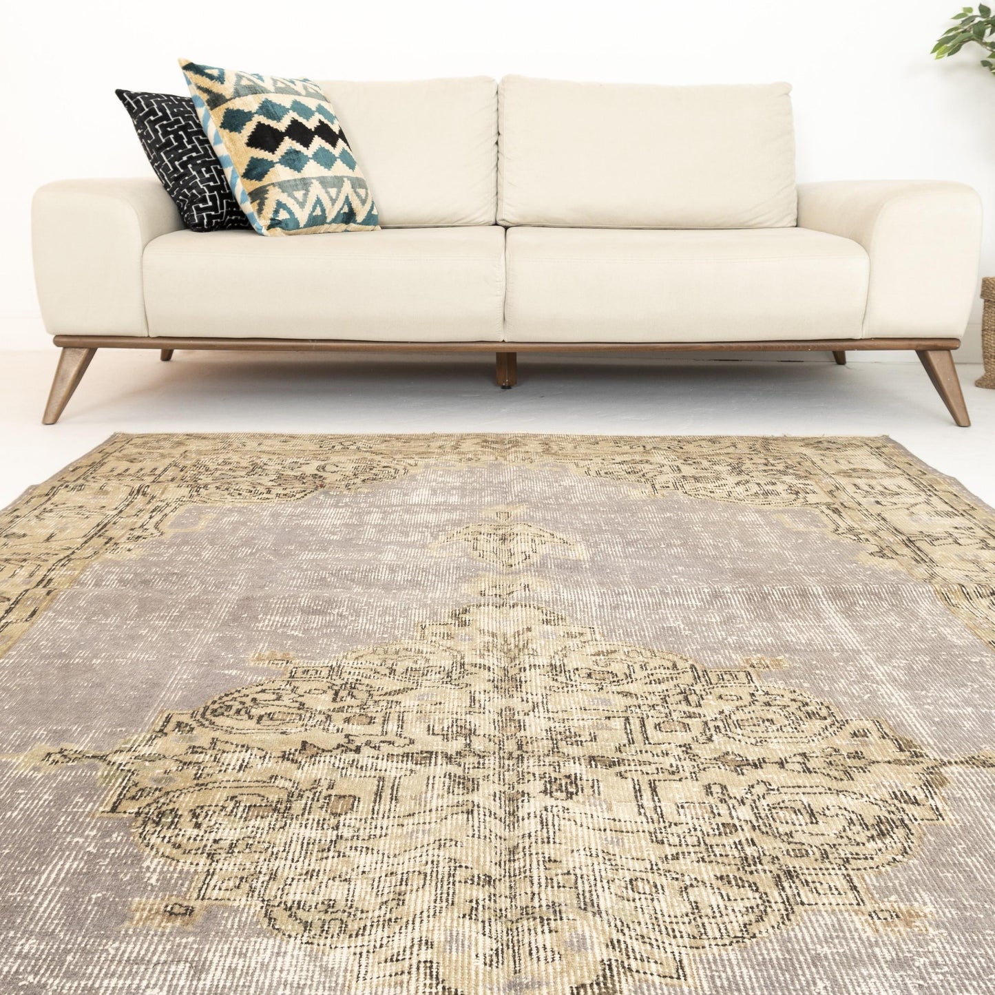 Oriental Rug Vintage Hand Knotted Wool On Cotton 170 x 294 Cm - 5' 7'' x 9' 8'' Stone C009 ER12