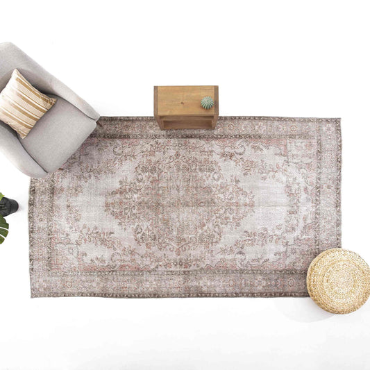 Oriental Rug Vintage Hand Knotted Wool On Cotton 174 x 295 Cm - 5' 7'' x 9' 9'' Pink C004 ER12