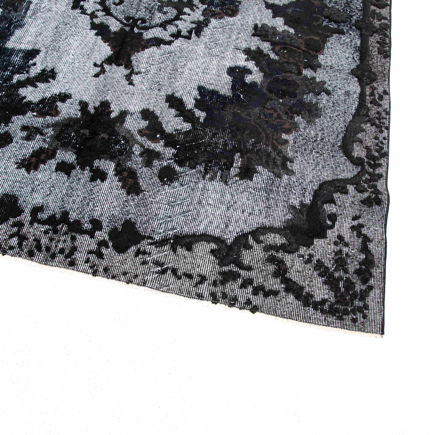 Oriental Rug Vintage Hand Knotted Wool On Cotton 177 x 268 Cm - 5' 10'' x 8' 10'' Black C002 ER12