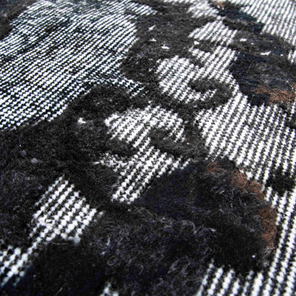 Oriental Rug Vintage Hand Knotted Wool On Cotton 177 x 268 Cm - 5' 10'' x 8' 10'' Black C002 ER12