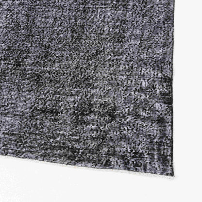 Oriental Rug Vintage Hand Knotted Wool On Cotton 192 x 306 Cm - 6' 4'' x 10' 1'' Black C002 ER23